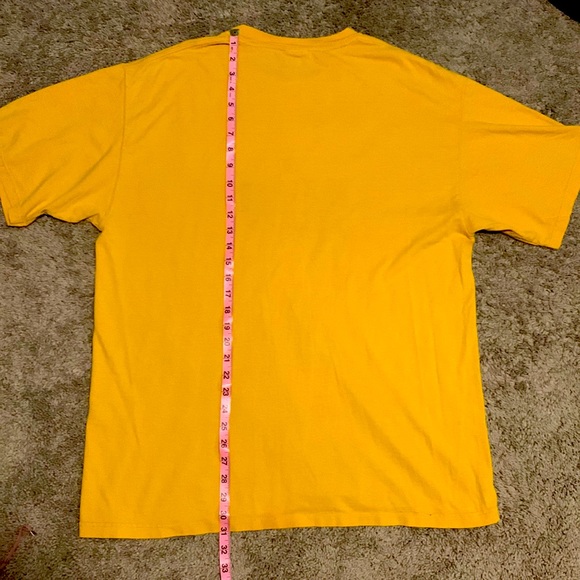 Vintage Lee sports Oakland A’s embroidered mustard tee. - Picture 4 of 4